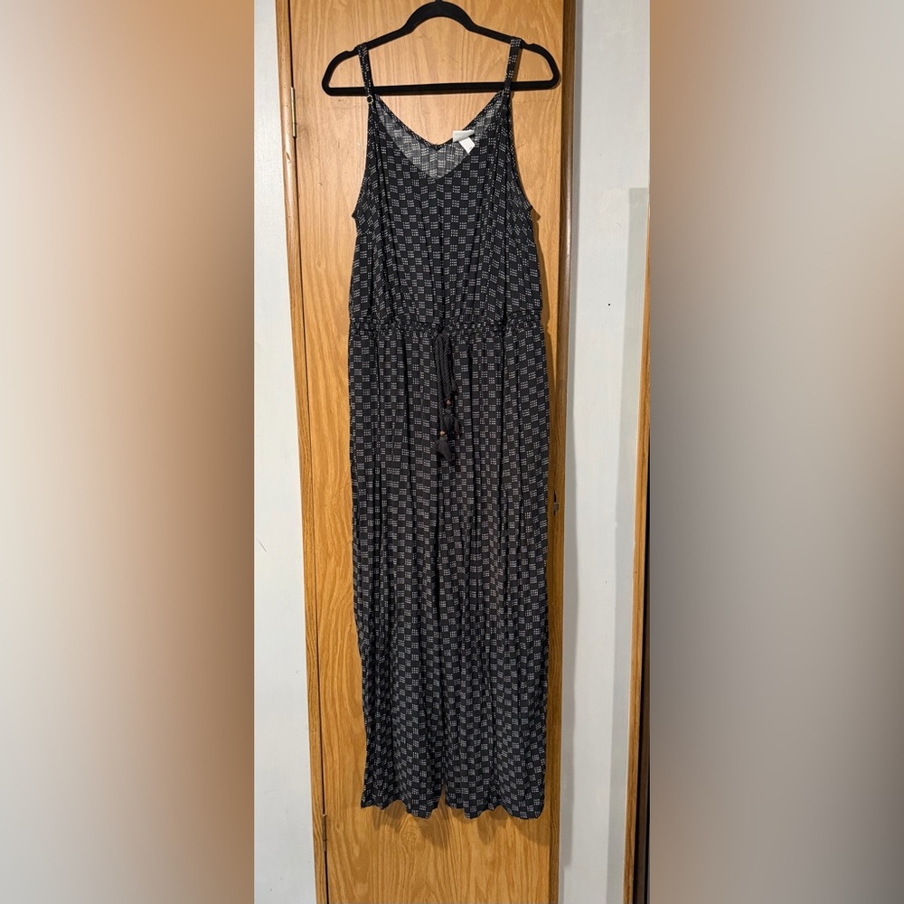 Ava & Viv Black Geometric Sleeveless Jumpsuit